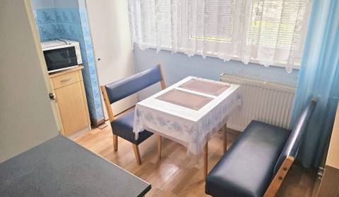 Eladó 3 szobás lakás, 3 szobás lakás, Bánovce nad Bebravou, Szlovákia