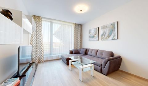 Kiadó 3 szobás lakás, 3 szobás lakás, Námestie Slobody, Bratislava - S