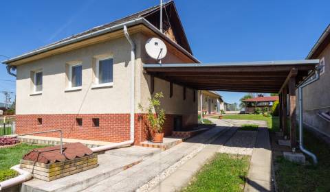 Eladó Családi ház, Családi ház, Trebišov, Szlovákia