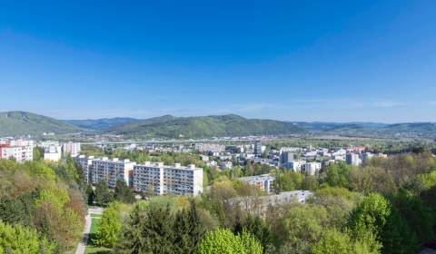 Eladó 3 szobás lakás, 3 szobás lakás, rozkvet, Považská Bystrica, Szlo