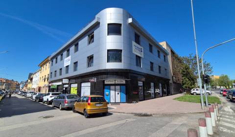 Kiadó Irodahelység, Irodahelység, Nové Zámky, Szlovákia