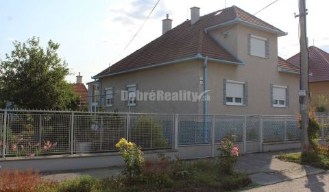 Eladó Családi ház, Családi ház, Kukučínova, Zlaté Moravce, Szlovákia