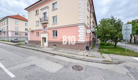 Eladó 2 szobás lakás, 2 szobás lakás, Vajanského, Nitra, Szlovákia