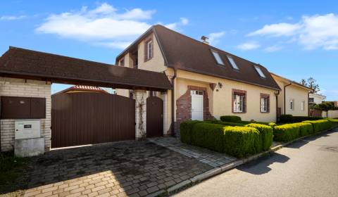 Eladó Családi ház, Családi ház, Senec, Szlovákia