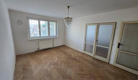 Eladó 3 szobás lakás, 3 szobás lakás, Agátová, Bratislava - Dúbravka,