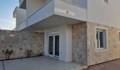 HORVÁTORSZÁG - Kétszintes apartmanok - MANDRE, Pag-sziget