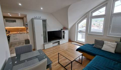 Eladó 3 szobás lakás, 3 szobás lakás, Plavisko, Ružomberok, Szlovákia