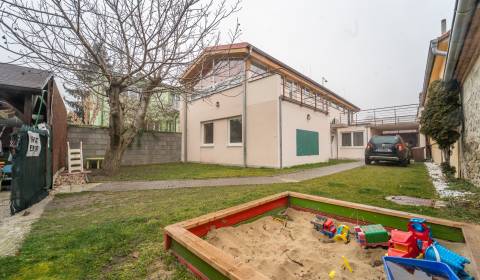 Eladó Családi ház, Családi ház, Myslenická, Pezinok, Szlovákia