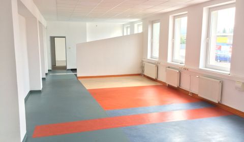 Kiadó Irodahelység, Irodahelység, Strojnícka, Prešov, Szlovákia