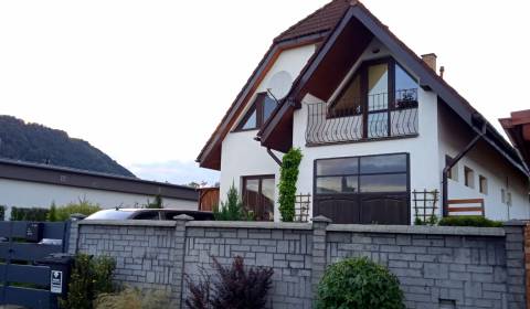 Eladó Családi ház, Családi ház, Kanašská, Prešov, Szlovákia