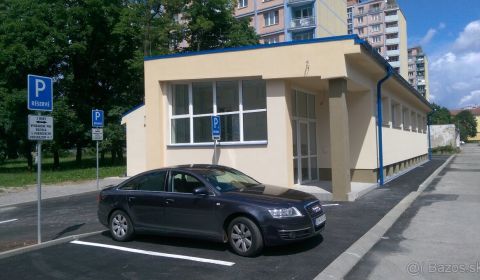 Kiadó Üzlethelység, Üzlethelység, Námestie Slobody, Banská Bystrica, S