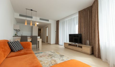 Kiadó 3 szobás lakás, 3 szobás lakás, Továrenská, Bratislava - Staré M