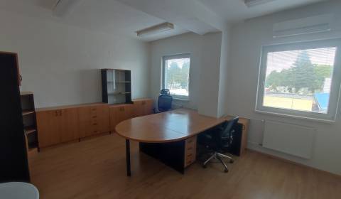 Kiadó Irodahelység, Irodahelység, Okružná, Michalovce, Szlovákia