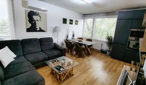 Eladó 2 szobás lakás, 2 szobás lakás, Vrakunská cesta, Bratislava - Po