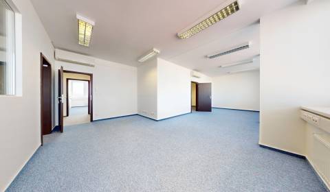 Kiadó Irodahelység, Irodahelység, Námestie SNP, Bratislava - Staré Mes