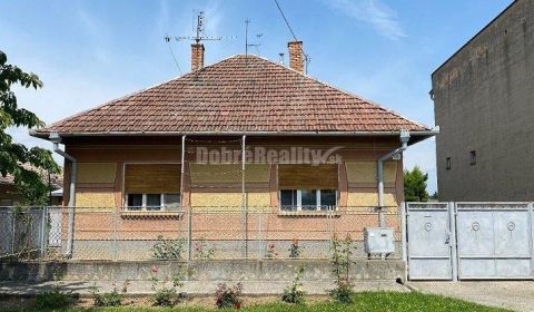 Eladó Családi ház, Családi ház, Levice, Szlovákia