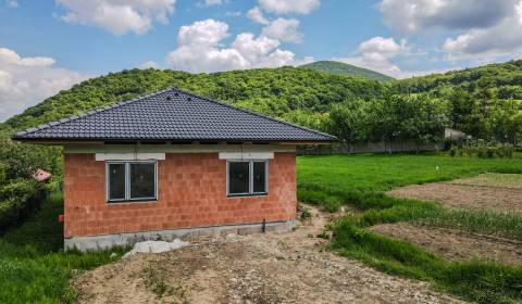Eladó Családi ház, Családi ház, Ilava, Szlovákia