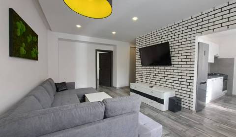 Kiadó 2 szobás lakás, 2 szobás lakás, Murgašova, Poprad, Szlovákia