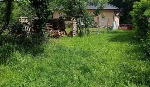 Eladó Kertek, Kertek, Lesna, Malacky, Szlovákia