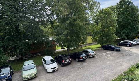 Eladó 2 szobás lakás, 2 szobás lakás, SNP, Levice, Szlovákia