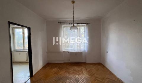 Eladó 2 szobás lakás, 2 szobás lakás, Dobrianskeho, Humenné, Szlovákia