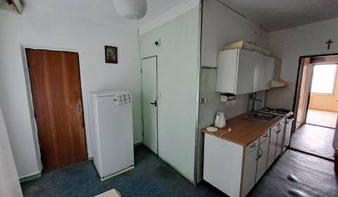 Eladó 3 szobás lakás, 3 szobás lakás, Bystrická cesta, Ružomberok, Szl