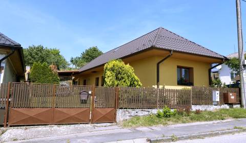 Eladó Családi ház, Családi ház, Levice, Szlovákia
