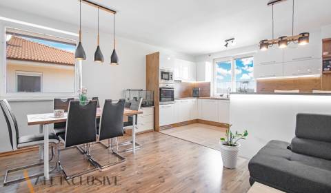 Eladó 3 szobás lakás, 3 szobás lakás, Bohatinská, Dunajská Streda, Szl