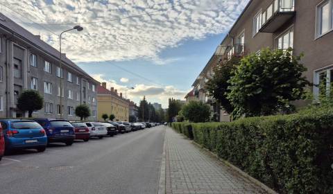 Kiadó 2 szobás lakás, 2 szobás lakás, Lánska, Považská Bystrica, Szlov