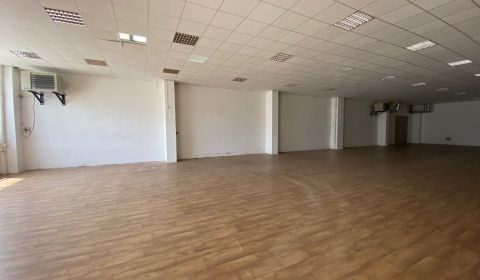 Kiadó Üzlethelység, Üzlethelység, Nové Zámky, Nové Zámky, Szlovákia