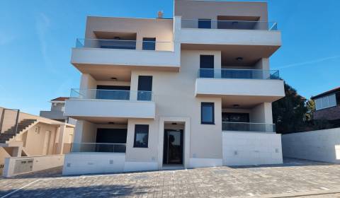 HORVÁTORSZÁG - Egész évben lakható apartmanok - MANDRE, PAG