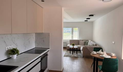 Eladó 2 szobás lakás, 2 szobás lakás, Čadca, Szlovákia