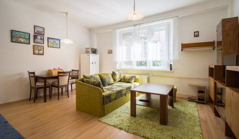 Kiadó 2 szobás lakás, 2 szobás lakás, Bratislava - Nové Mesto, Szlovák