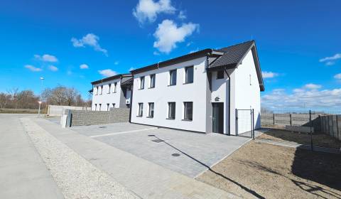 Eladó Családi ház, Családi ház, Repíková, Dunajská Streda, Szlovákia