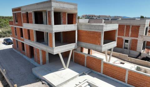 HORVÁTORSZÁG - Apartmanok csendes környéken (S2) - VODICE, ŠIBENIK
