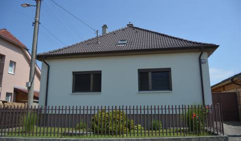 Eladó Családi ház, Családi ház, Trnava, Szlovákia