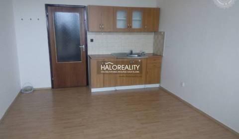 Kiadó Garzonlakás, Žiar nad Hronom, Szlovákia