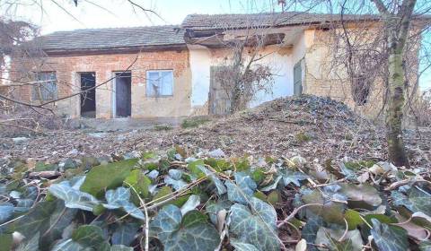 Eladó Családi ház, Családi ház, Komárno, Szlovákia