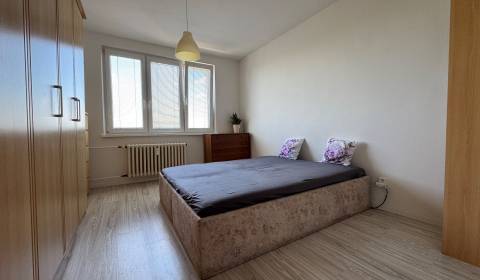 Eladó 4 szobás lakás, 4 szobás lakás, Trnava, Szlovákia