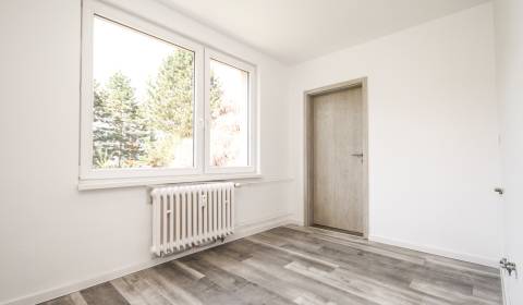 Eladó 2 szobás lakás, 2 szobás lakás, Sad duklianskych hrdinov, Ilava,