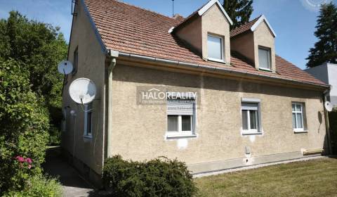 Eladó 2 szobás lakás, Senica, Szlovákia