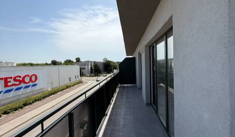 Eladó 2 szobás lakás, 2 szobás lakás, Pezinská, Malacky, Szlovákia