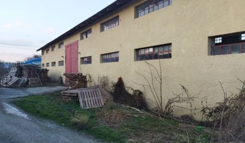 Raktárak Ladce / Ilava