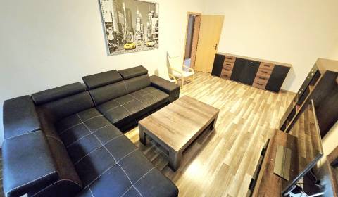 Eladó 3 szobás lakás, 3 szobás lakás, Bánovce nad Bebravou, Szlovákia