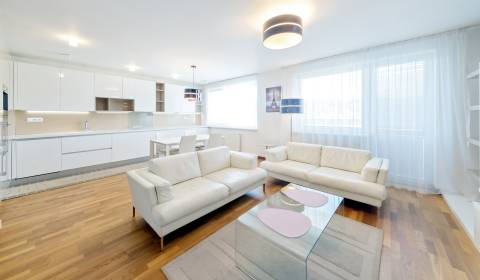 Kiadó 3 szobás lakás, 3 szobás lakás, Saratovská, Bratislava - Dúbravk