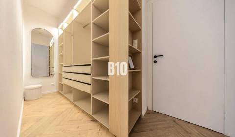 Eladó 3 szobás lakás, 3 szobás lakás, Benediktiho, Bratislava I, Szlov