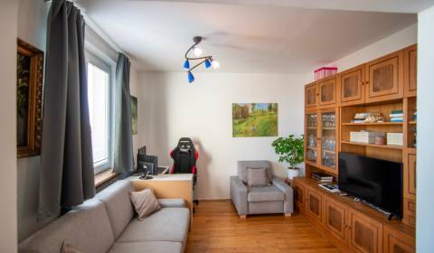 Eladó 3 szobás lakás, 3 szobás lakás, Svätoplukova, Pezinok, Szlovákia