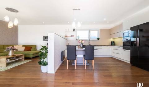 Eladó Családi ház, Családi ház, Senec, Szlovákia