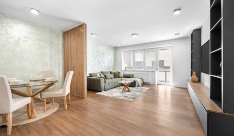 Eladó 3 szobás lakás, 3 szobás lakás, Bratislava - Staré Mesto, Szlová