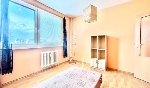 Kiadó 3 szobás lakás, 3 szobás lakás, Mamateyova, Bratislava - Petržal